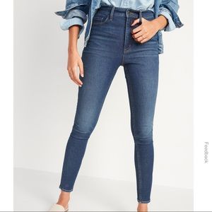 OLD NAVY Rockstar Skinny Jeans~16P~High Rise~Light Wear~No Defects~W=36” L=27”